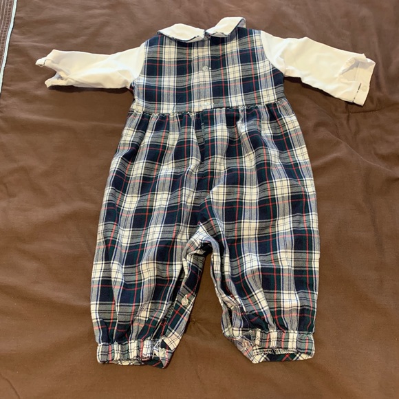 Carriage Boutiques Boys Romper - Picture 2 of 3